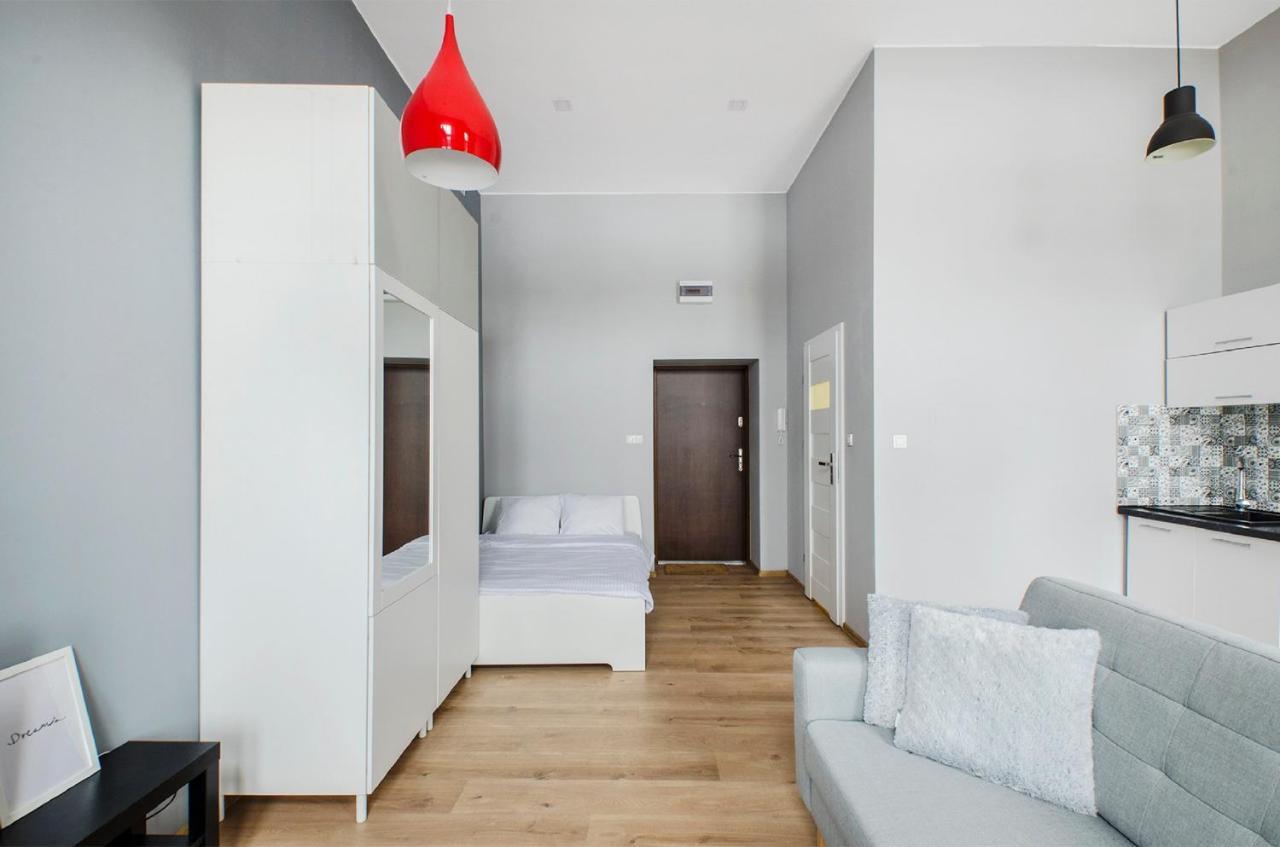Apartment Studio In Center On 6 Sierpnia Lodz (Lodz)